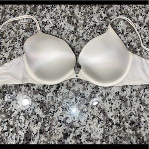 🌻Victoria’s Secret White Bra🌻